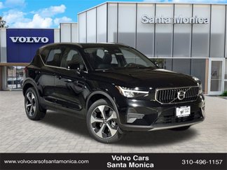 New 2025 Volvo XC40 B5 Core w/ Protection Package Premier image 1
