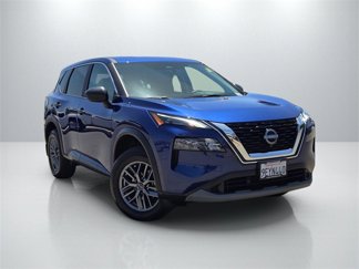 Used 2023 Nissan Rogue S image 1