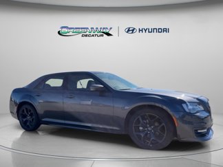 Used 2022 Chrysler 300 Touring L image 1
