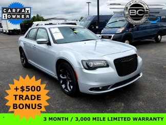 Used 2023 Chrysler 300 S image 1