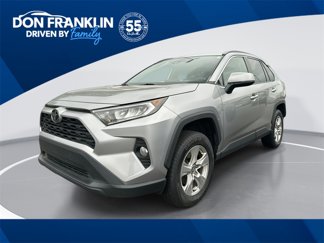 Used 2020 Toyota RAV4 XLE image 1