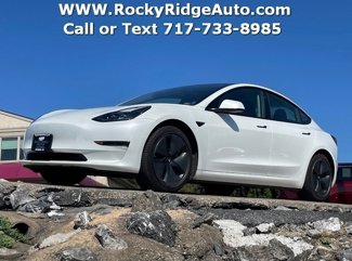 Used 2023 Tesla Model 3 Standard Range image 1