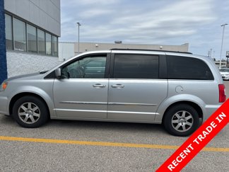 Used 2012 Chrysler Town & Country Touring w/ Entertainment Group #1 image 1