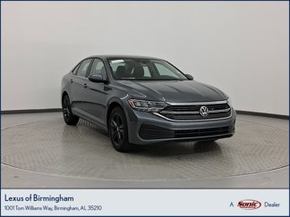 Used 2024 Volkswagen Jetta SE w/ Panoramic Sunroof Package image 1