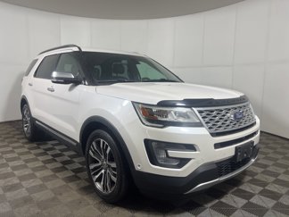 Used 2017 Ford Explorer Platinum image 1