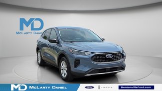 New 2025 Ford Escape Active w/ Cold Weather Package image 1