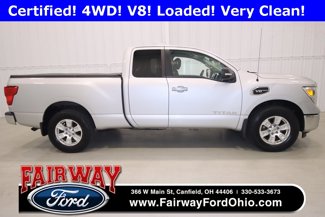 Used 2017 Nissan Titan SV image 1