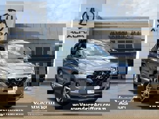 Used 2019 Hyundai Santa Fe SE image 1