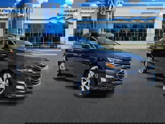 Used 2023 Chevrolet Malibu LT image 1