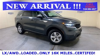 Used 2023 Kia Sorento LX image 1