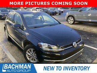 Used 2019 Volkswagen Golf S image 1