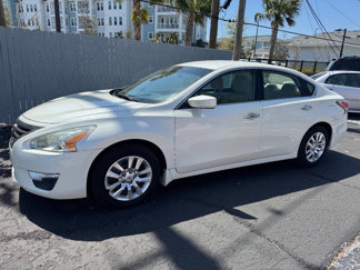 Used 2015 Nissan Altima 2.5 S w/ Power Driver Seat Package image 1