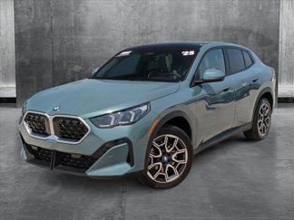 Used 2025 BMW X2 xDrive28i w/ Technology Package image 1