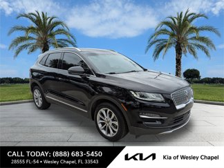 Used 2019 Lincoln MKC Select w/ Select Plus Package image 1
