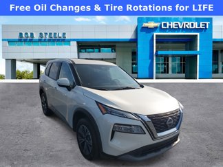 Used 2023 Nissan Rogue SV image 1