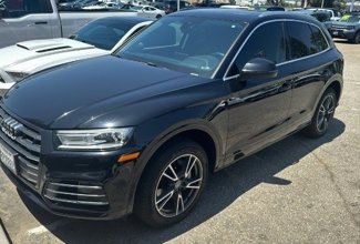 Used 2020 Audi Q5 e Premium w/ Convenience Package image 1