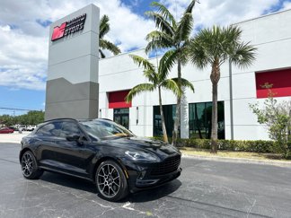 Used 2021 Aston Martin DBX image 1