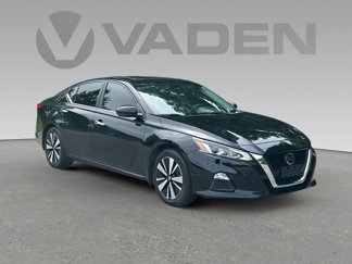 Used 2022 Nissan Altima 2.5 SV image 1