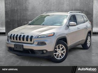 Used 2017 Jeep Cherokee Latitude w/ Cold Weather Group image 1