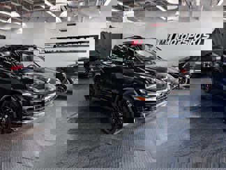 Used 2016 Porsche Cayenne S image 1