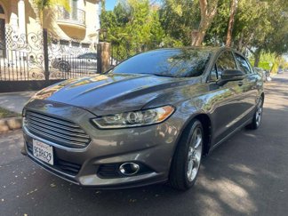 Used 2013 Ford Fusion SE image 1
