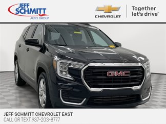 Certified 2022 GMC Terrain SLE w/ Driver Convenience Package image 1