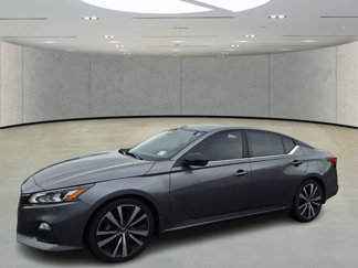 Used 2020 Nissan Altima 2.5 SR image 1