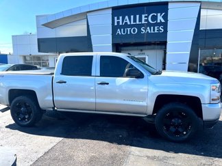 Used 2016 Chevrolet Silverado 1500 Custom image 1