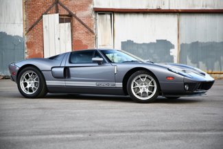 Used 2006 Ford GT image 1