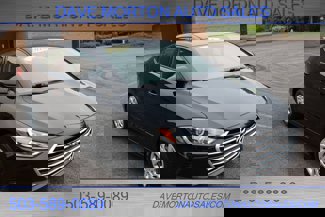 Used 2018 Hyundai Elantra SE image 1