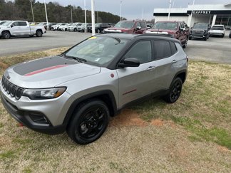 Used 2023 Jeep Compass Trailhawk image 1