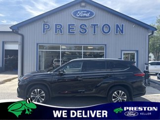 Used 2022 Toyota Highlander XLE image 1