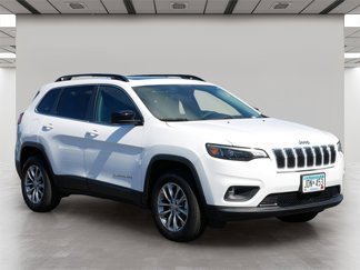 Used 2022 Jeep Cherokee Latitude Lux w/ Sun & Sound Group image 1