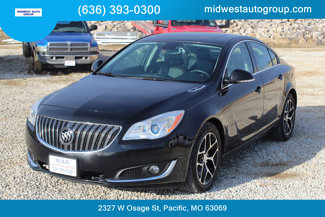 Used 2017 Buick Regal Sport Touring image 1