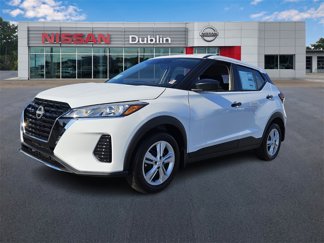 New 2025 Nissan Kicks Play S image 1