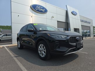 Used 2024 Ford Escape Active image 1