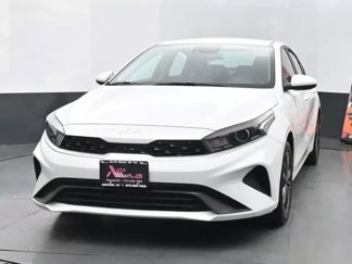Used 2024 Kia Forte LXS image 1