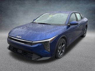 New 2025 Kia K4 LXS image 1