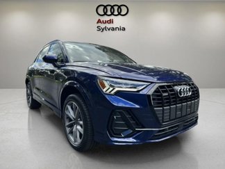 Certified 2025 Audi Q3 2.0T Premium w/ Convenience Package image 1