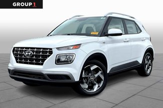 Used 2024 Hyundai Venue SEL image 1