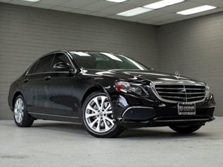 Used 2019 Mercedes-Benz E 300 4MATIC image 1