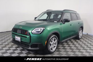 Used 2025 MINI Cooper Countryman S image 1