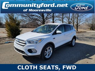Used 2017 Ford Escape SE image 1