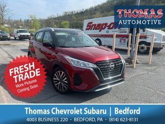 Used 2023 Nissan Kicks SV image 1