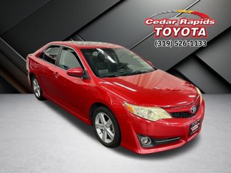 Used 2012 Toyota Camry SE image 1