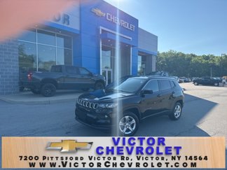 Used 2024 Jeep Compass Latitude image 1