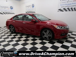 Used 2017 Honda Accord Sport image 1