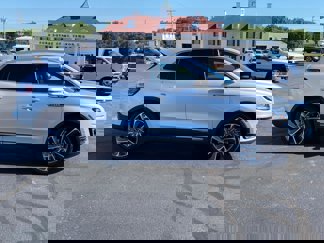 Used 2019 Lincoln Nautilus Reserve image 1