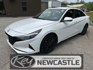 Used 2022 Hyundai Elantra SEL w/ Cargo Package image 1