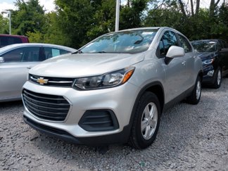 Used 2018 Chevrolet Trax LS image 1